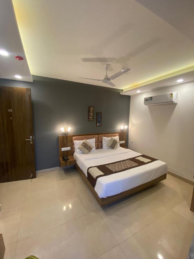 Posh Residency Huda City Center Gurgaon Exterior foto