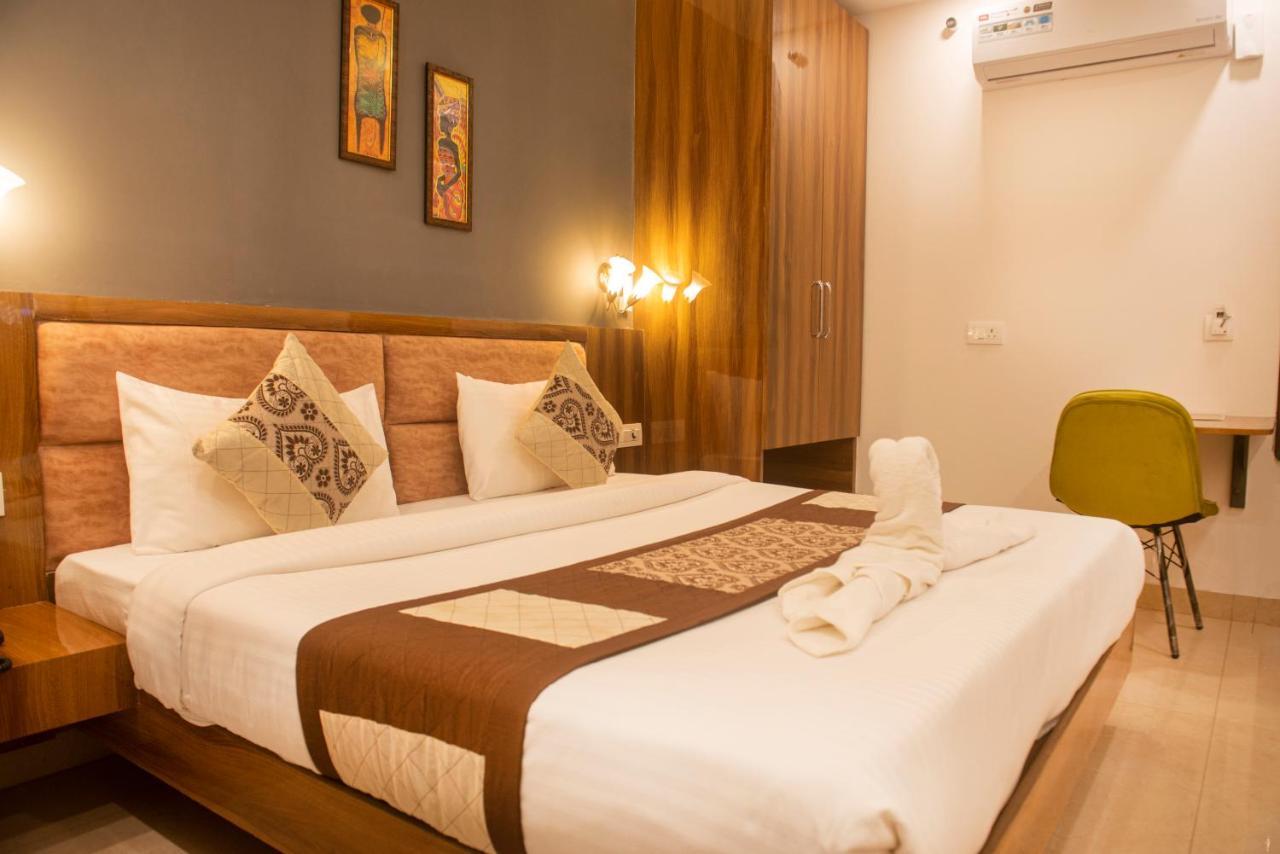 Posh Residency Huda City Center Gurgaon Exterior foto