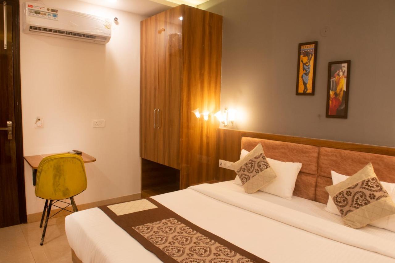 Posh Residency Huda City Center Gurgaon Exterior foto