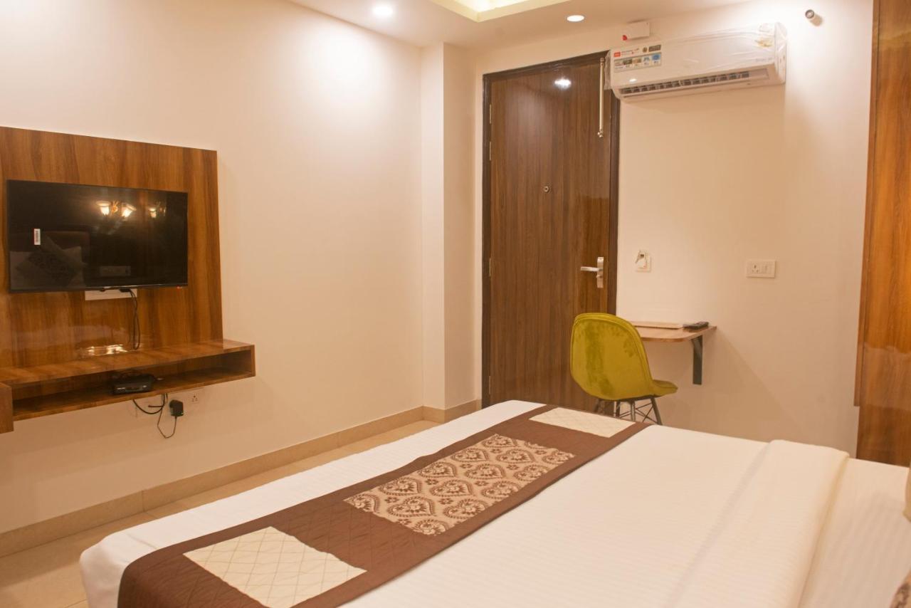 Posh Residency Huda City Center Gurgaon Exterior foto